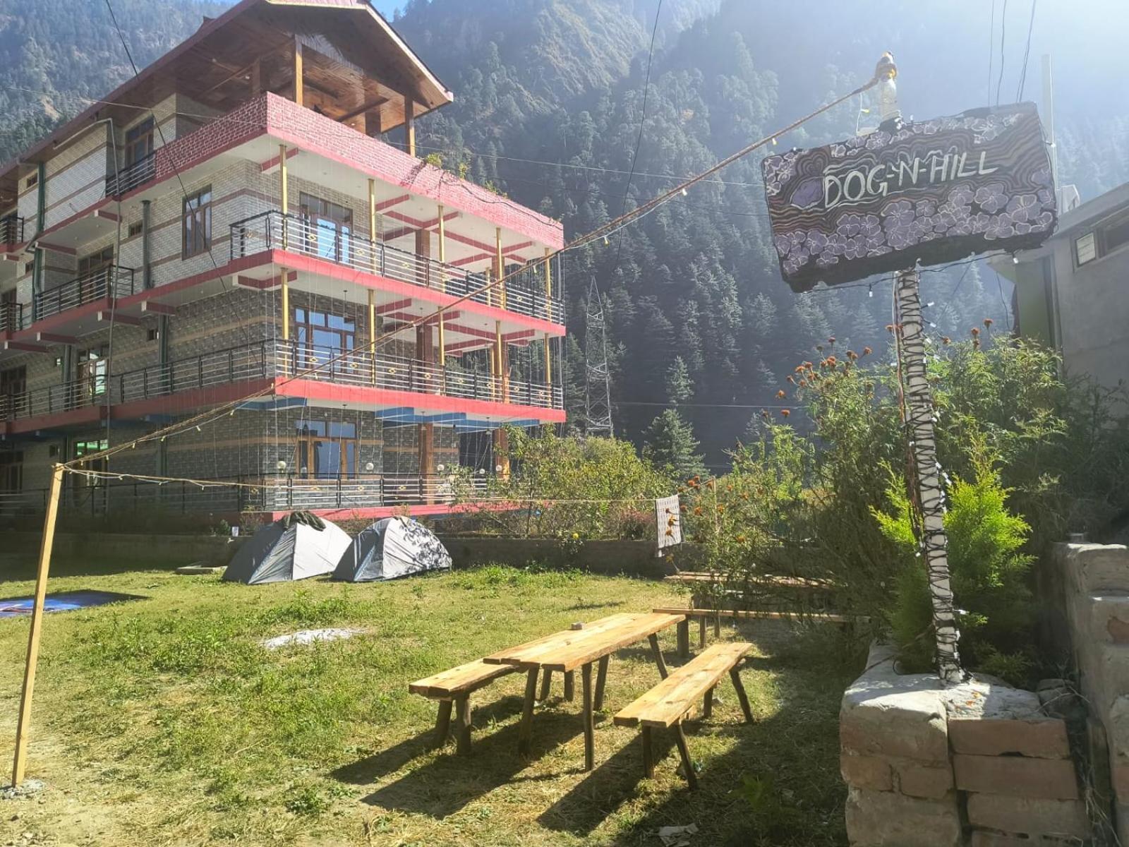 Dog N Hill Hotel Kasol Exterior foto